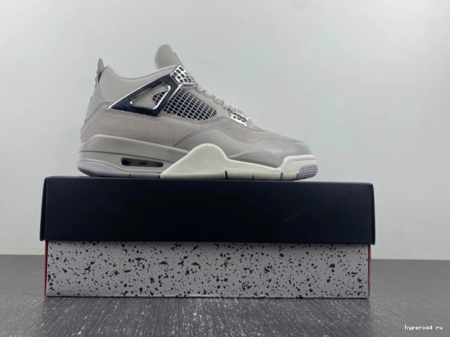 Frozen Air Moments Jordan AQ9129-001 4 1110